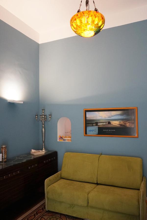 Appartamento Di Fronte Al Mare By Apulia Accommodation Bari Exterior photo